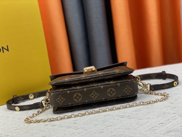 ルイヴィトンバッグ内部構造